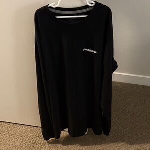 Patagonia Men's Long Sleeve Black Tee